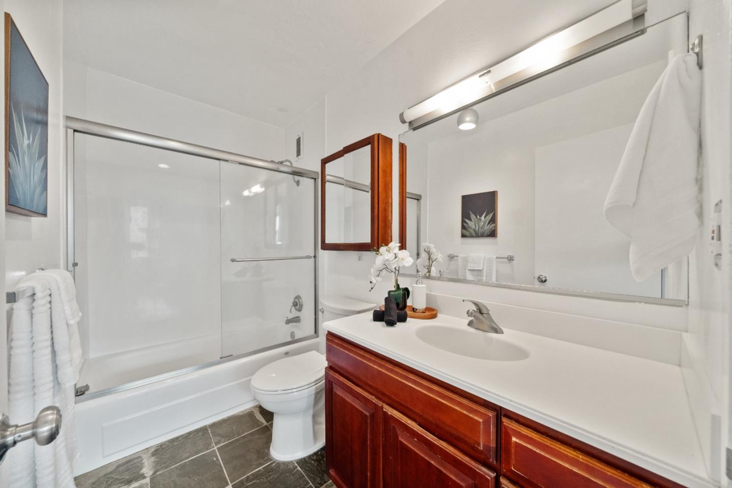Detail Gallery Image 27 of 60 For 300 Davey Glen Rd #3728,  Belmont,  CA 94002 - 1 Beds | 1 Baths