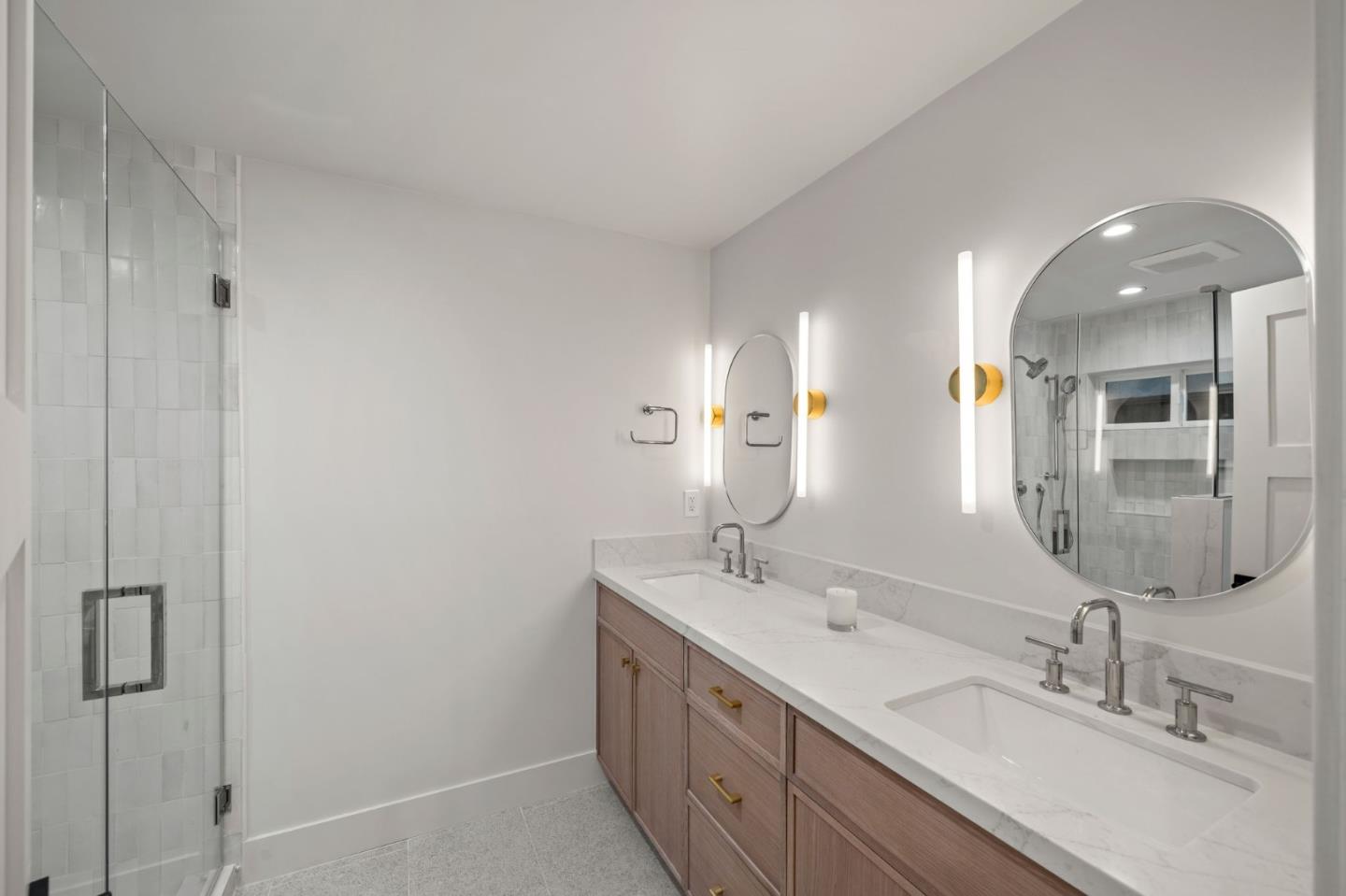 Detail Gallery Image 18 of 42 For 2009 Lyon Ave, Belmont,  CA 94002 - 3 Beds | 3 Baths