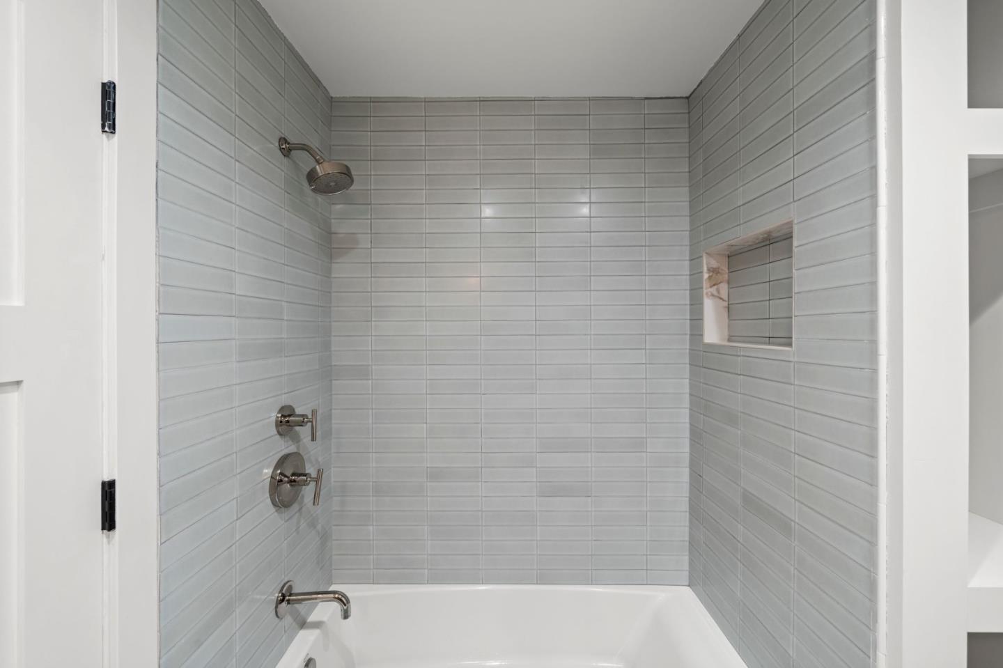 Detail Gallery Image 23 of 42 For 2009 Lyon Ave, Belmont,  CA 94002 - 3 Beds | 3 Baths