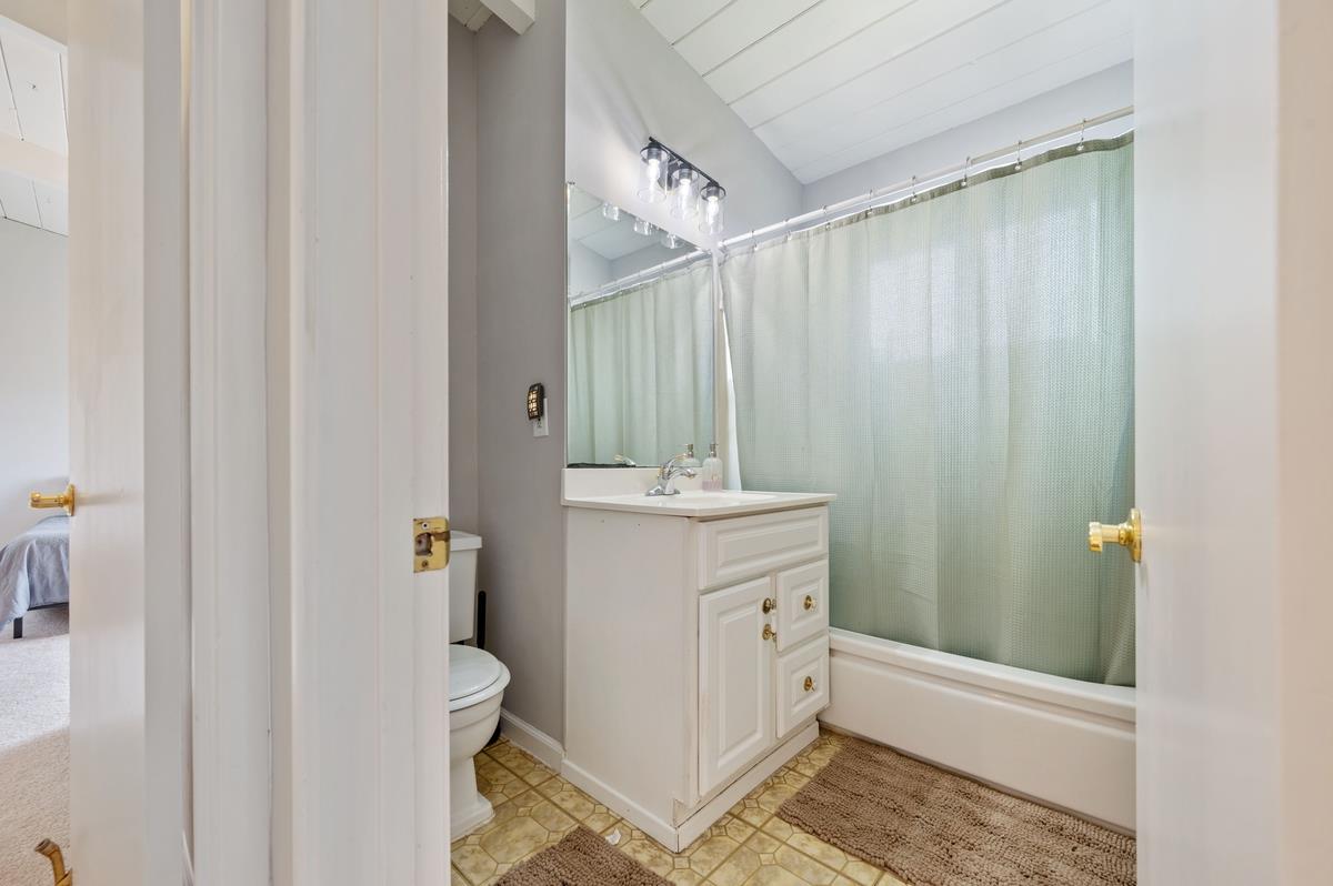 Detail Gallery Image 11 of 15 For 1611 Roberta Dr, San Mateo,  CA 94403 - 3 Beds | 2 Baths