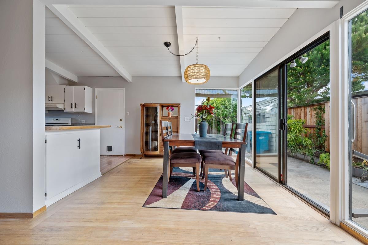 Detail Gallery Image 4 of 15 For 1611 Roberta Dr, San Mateo,  CA 94403 - 3 Beds | 2 Baths