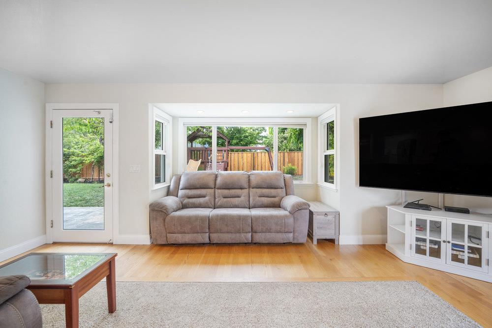 Detail Gallery Image 14 of 45 For 740 Roble Dr, Morgan Hill,  CA 95037 - 3 Beds | 2 Baths