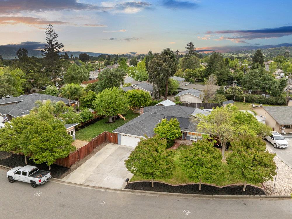 Detail Gallery Image 39 of 45 For 740 Roble Dr, Morgan Hill,  CA 95037 - 3 Beds | 2 Baths