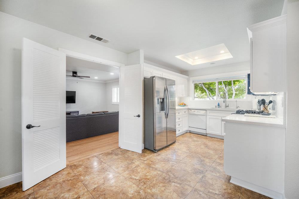 Detail Gallery Image 8 of 45 For 740 Roble Dr, Morgan Hill,  CA 95037 - 3 Beds | 2 Baths