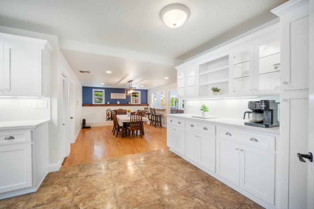 Detail Gallery Image 9 of 45 For 740 Roble Dr, Morgan Hill,  CA 95037 - 3 Beds | 2 Baths