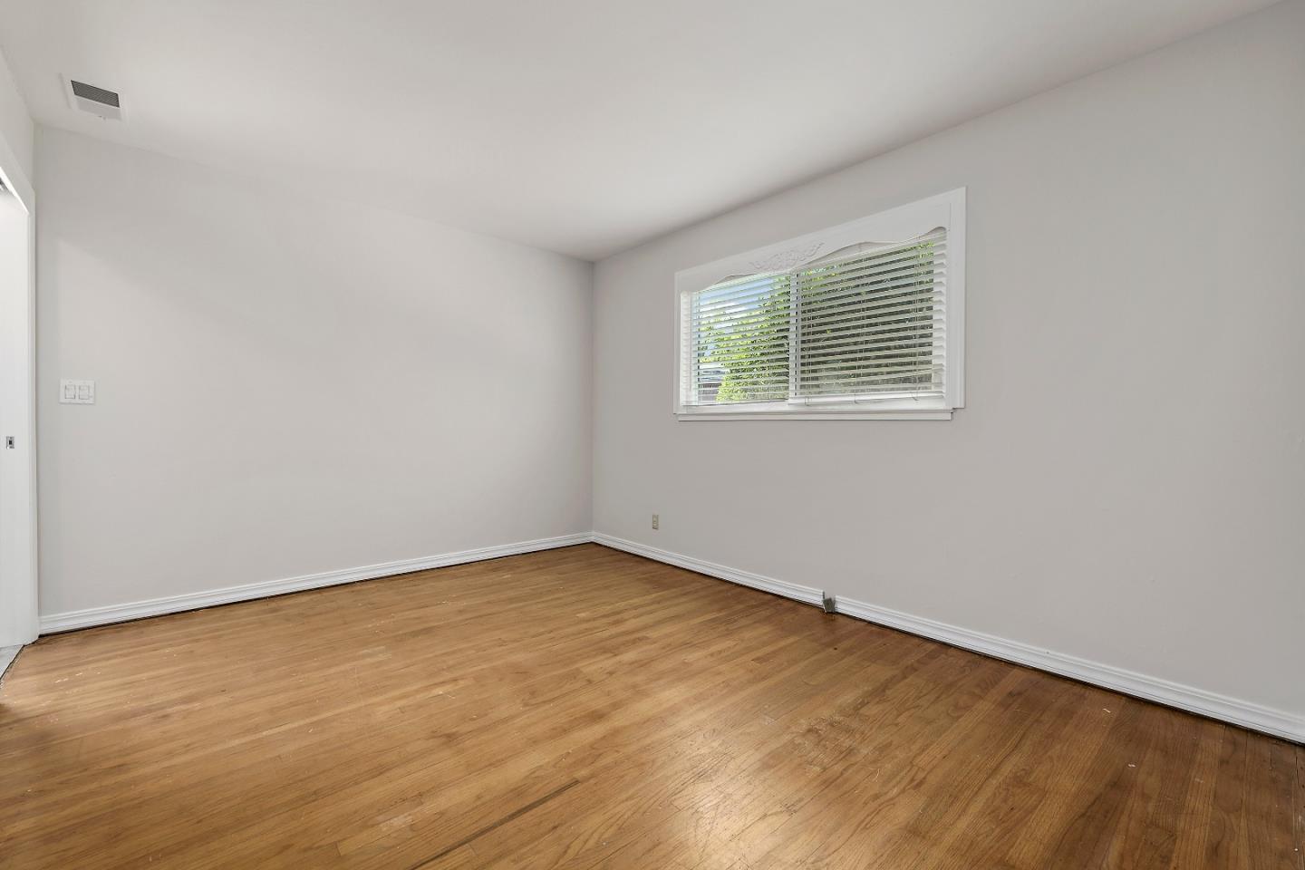 Detail Gallery Image 19 of 27 For 1323 Wylie Way, San Jose,  CA 95130 - 4 Beds | 2 Baths