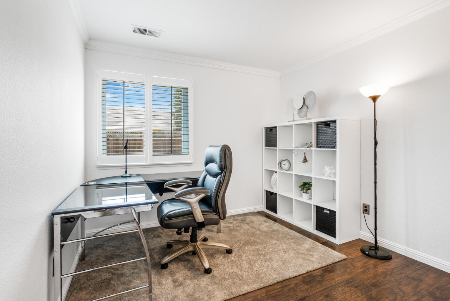 Detail Gallery Image 16 of 42 For 9251 Mockingbird Ln, Gilroy,  CA 95020 - 4 Beds | 2/1 Baths
