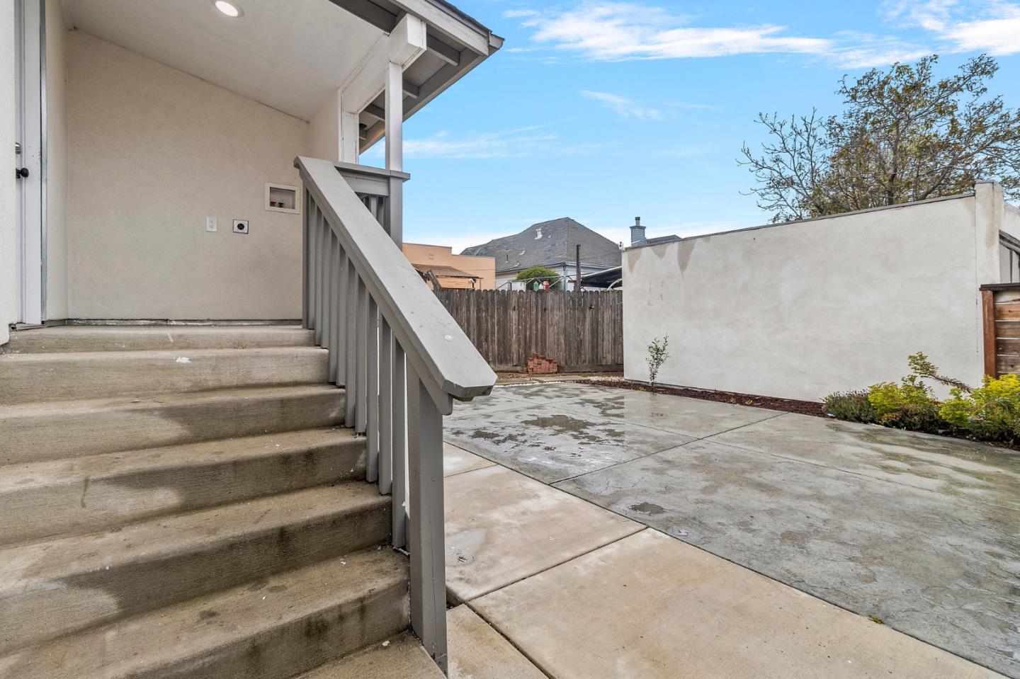 Detail Gallery Image 19 of 28 For 207 E San Luis St, Salinas,  CA 93901 - 2 Beds | 1 Baths
