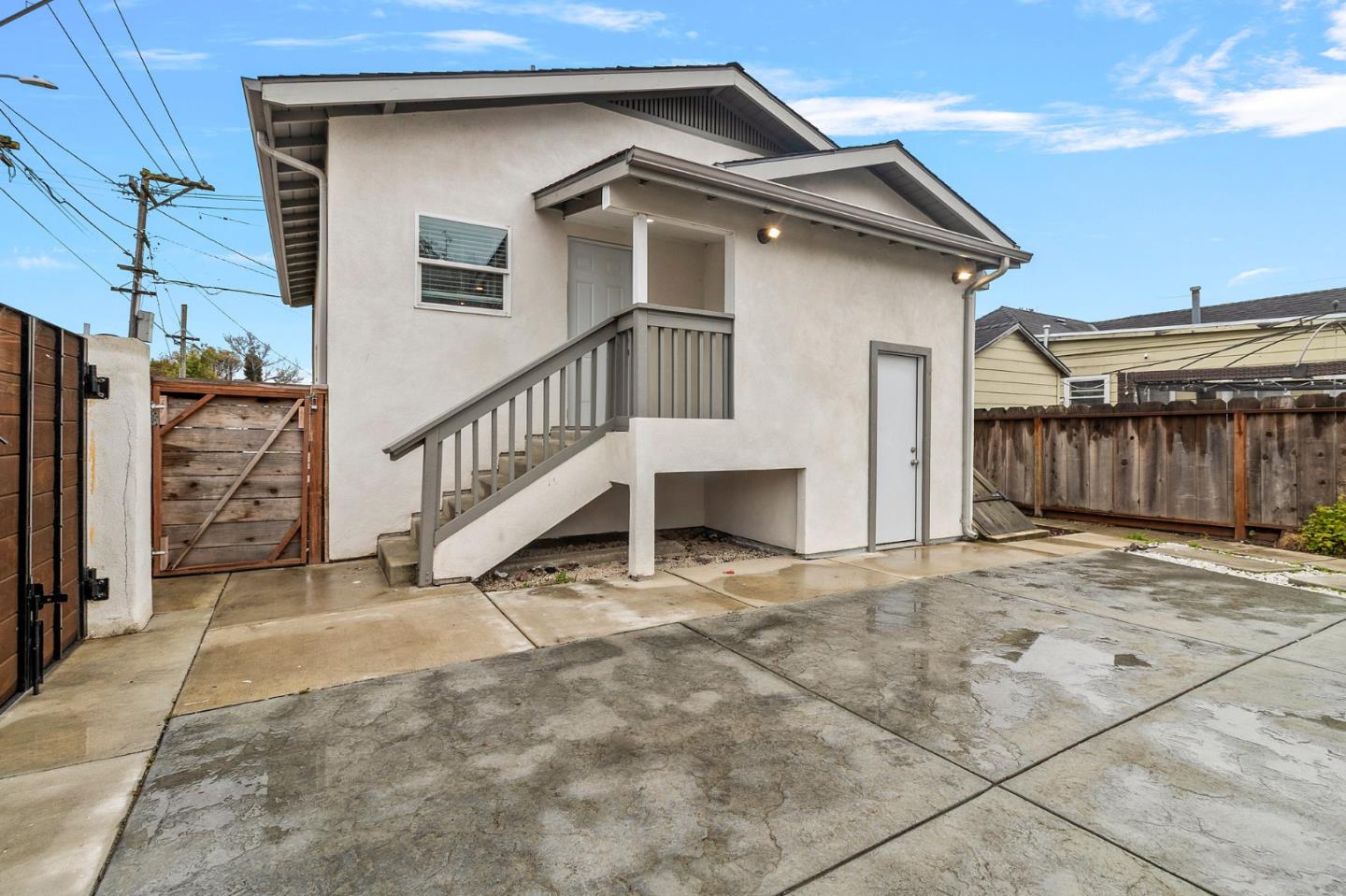 Detail Gallery Image 20 of 28 For 207 E San Luis St, Salinas,  CA 93901 - 2 Beds | 1 Baths
