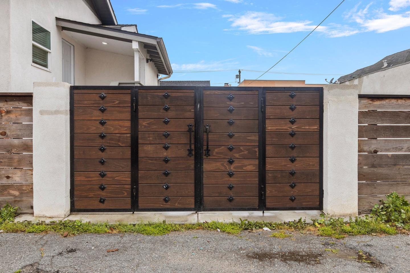 Detail Gallery Image 27 of 28 For 207 E San Luis St, Salinas,  CA 93901 - 2 Beds | 1 Baths