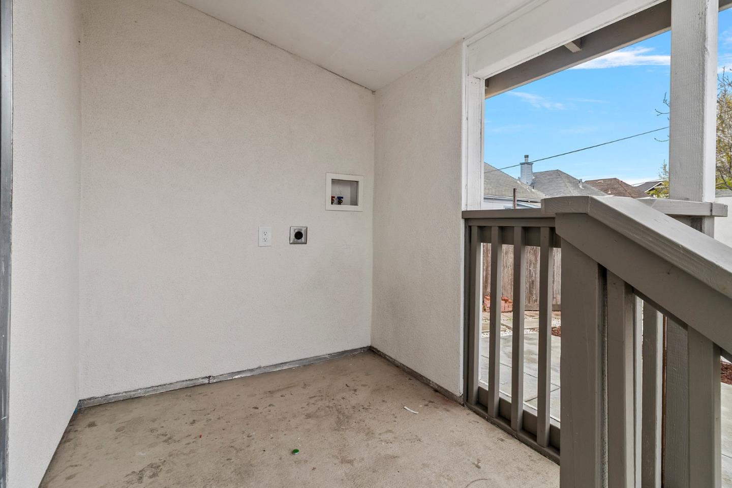 Detail Gallery Image 28 of 28 For 207 E San Luis St, Salinas,  CA 93901 - 2 Beds | 1 Baths