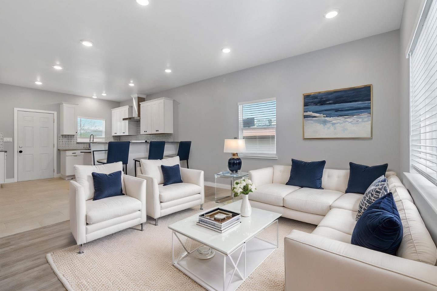 Detail Gallery Image 6 of 28 For 207 E San Luis St, Salinas,  CA 93901 - 2 Beds | 1 Baths