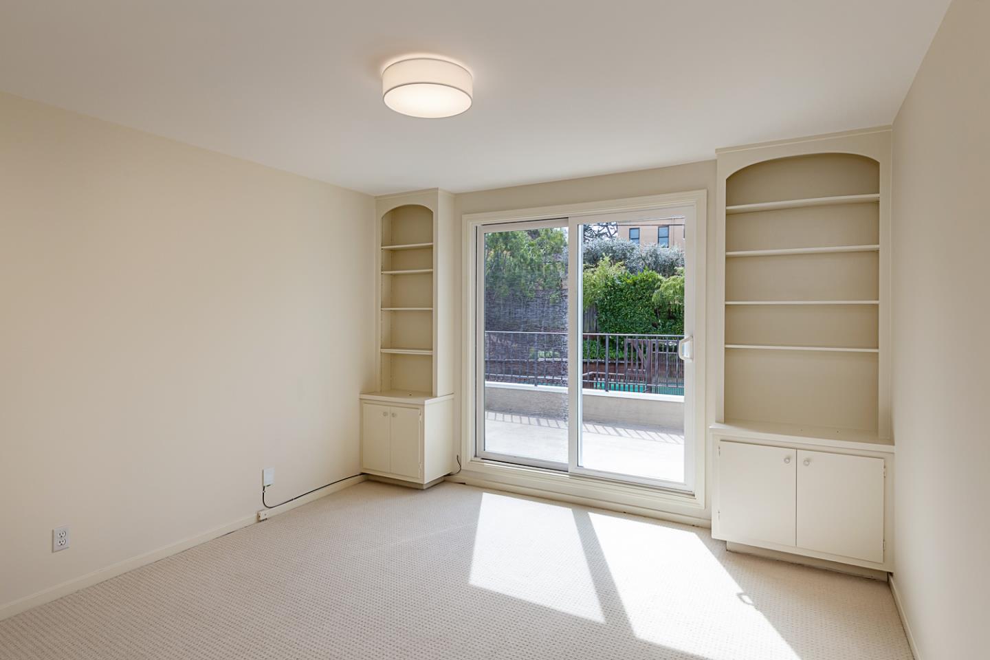Detail Gallery Image 21 of 41 For 324 Georgetown Ave, San Mateo,  CA 94402 - 5 Beds | 3/1 Baths
