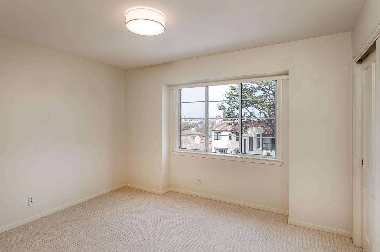Detail Gallery Image 24 of 41 For 324 Georgetown Ave, San Mateo,  CA 94402 - 5 Beds | 3/1 Baths