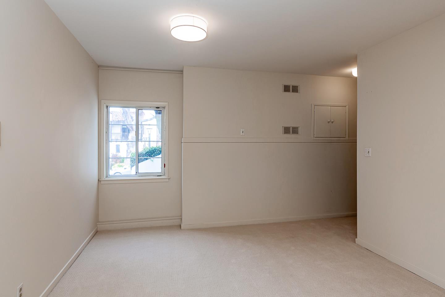 Detail Gallery Image 29 of 41 For 324 Georgetown Ave, San Mateo,  CA 94402 - 5 Beds | 3/1 Baths