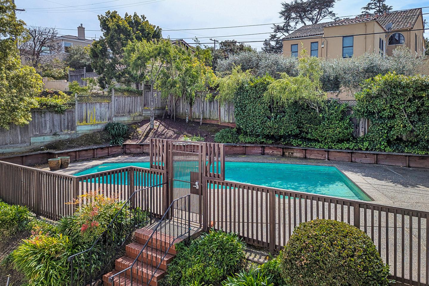 Detail Gallery Image 32 of 41 For 324 Georgetown Ave, San Mateo,  CA 94402 - 5 Beds | 3/1 Baths