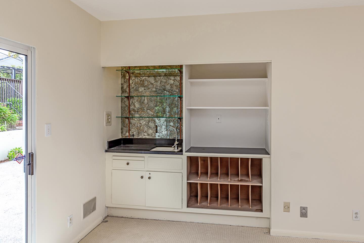 Detail Gallery Image 7 of 41 For 324 Georgetown Ave, San Mateo,  CA 94402 - 5 Beds | 3/1 Baths