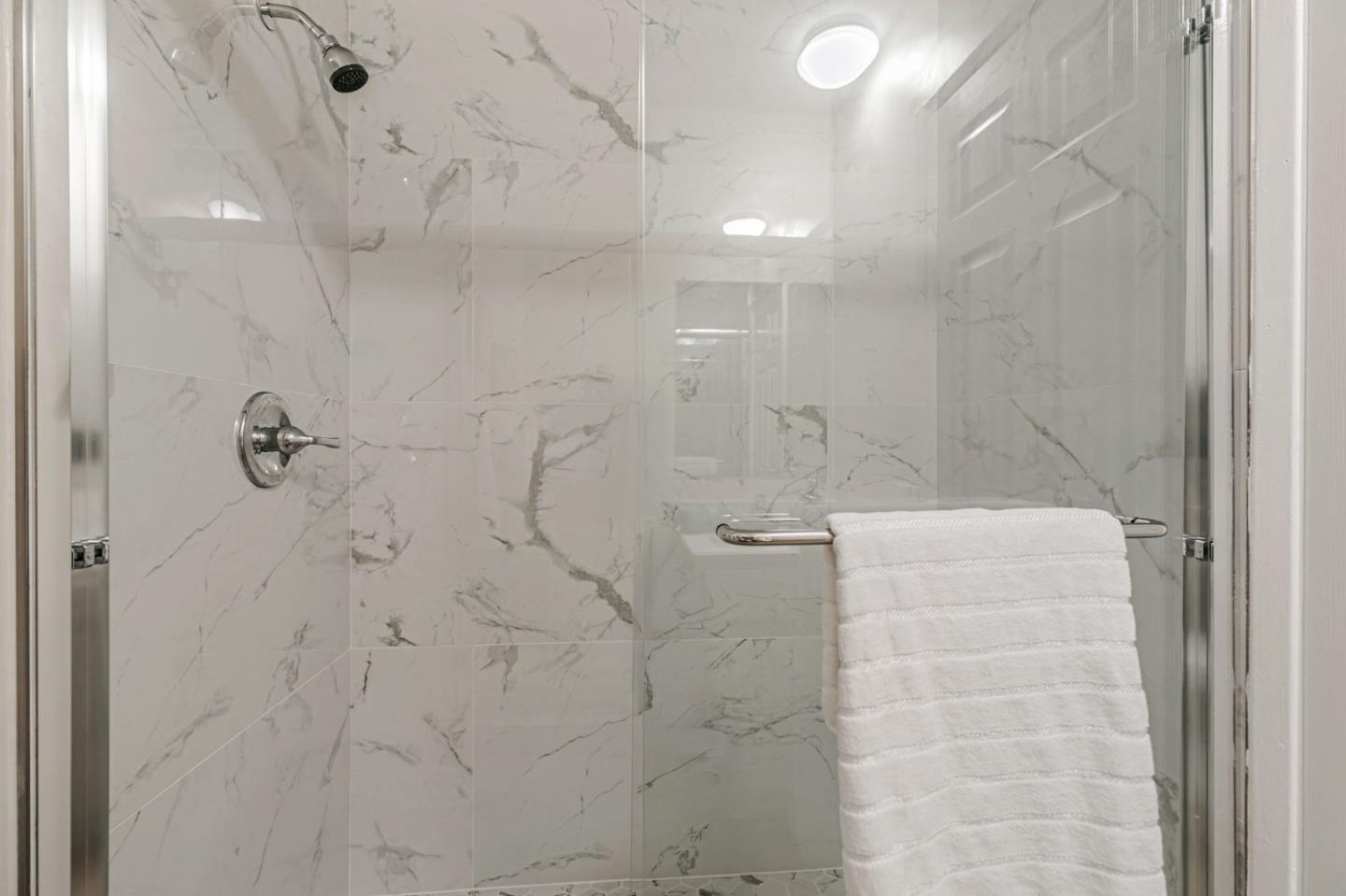 Detail Gallery Image 34 of 44 For 409 Gibbons Ct, Milpitas,  CA 95035 - 3 Beds | 2 Baths