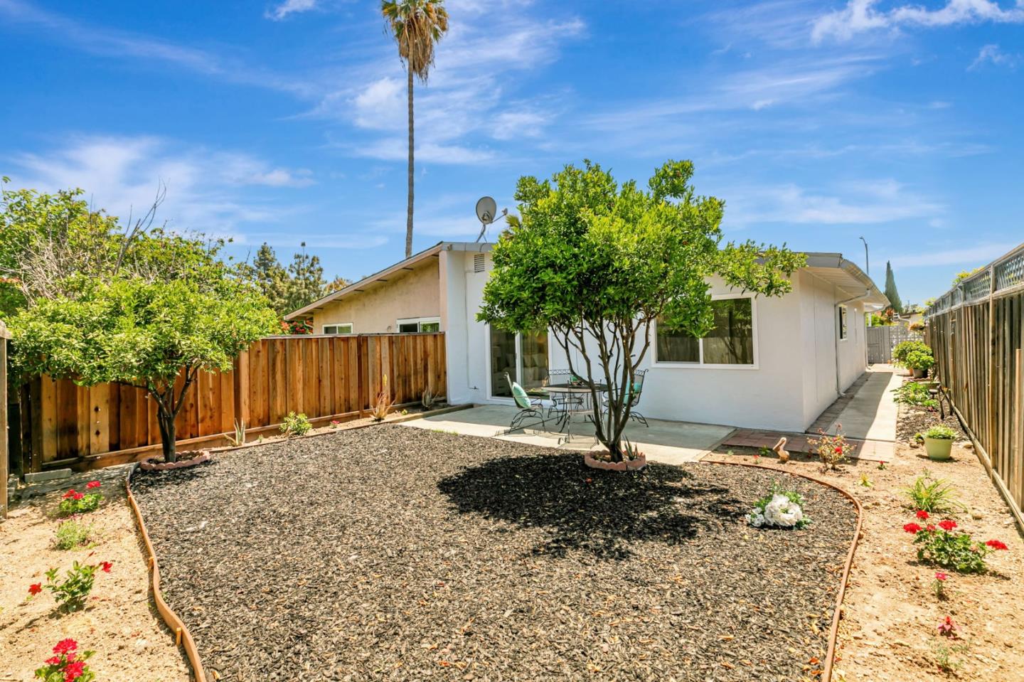 Detail Gallery Image 37 of 44 For 409 Gibbons Ct, Milpitas,  CA 95035 - 3 Beds | 2 Baths