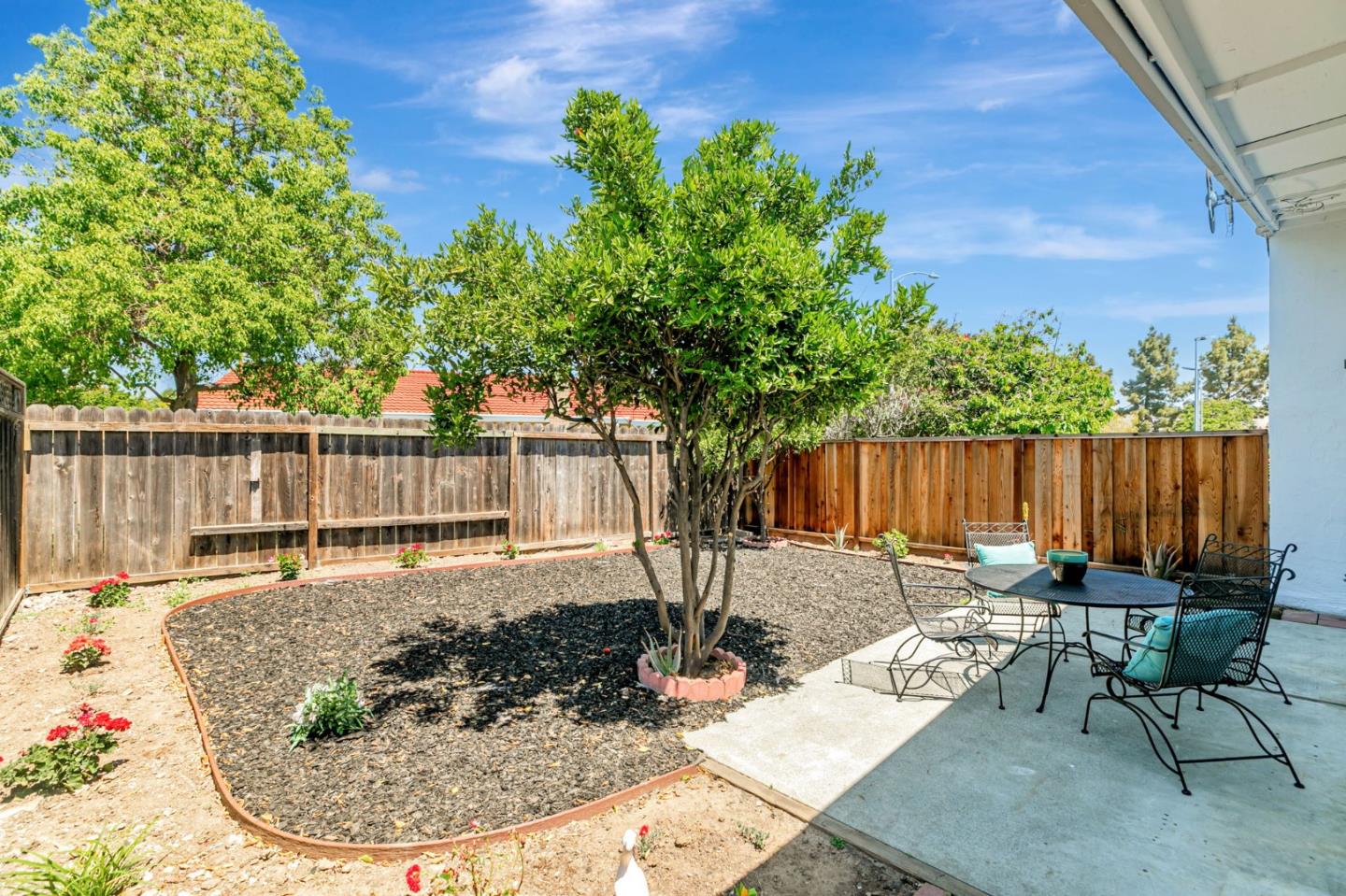 Detail Gallery Image 38 of 44 For 409 Gibbons Ct, Milpitas,  CA 95035 - 3 Beds | 2 Baths