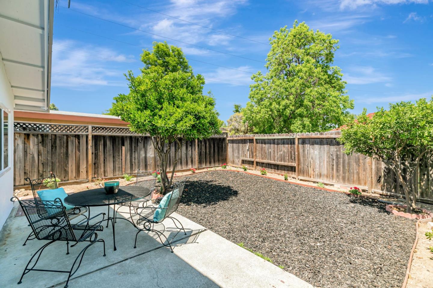 Detail Gallery Image 39 of 44 For 409 Gibbons Ct, Milpitas,  CA 95035 - 3 Beds | 2 Baths