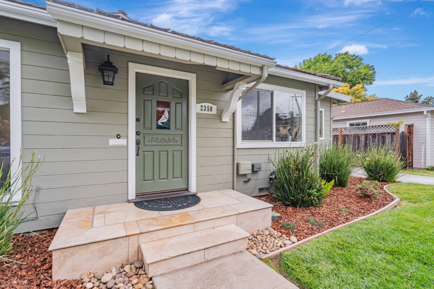 Detail Gallery Image 3 of 23 For 2350 Cottle Ave, San Jose,  CA 95125 - 3 Beds | 1/1 Baths