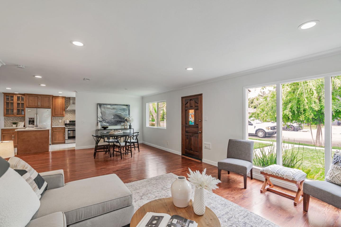 Detail Gallery Image 7 of 23 For 2350 Cottle Ave, San Jose,  CA 95125 - 3 Beds | 1/1 Baths