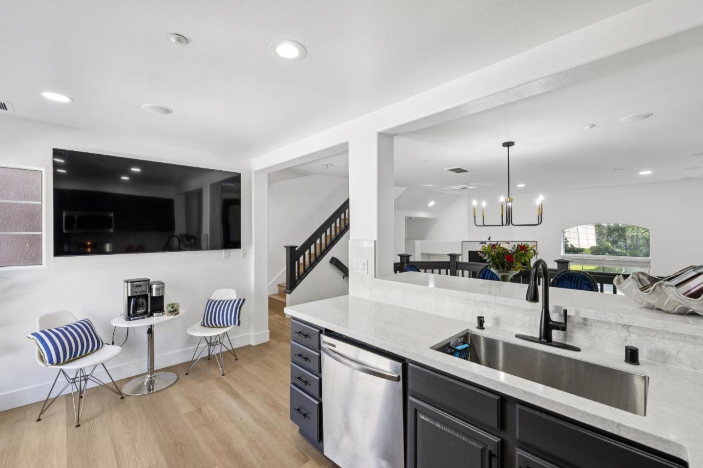 Detail Gallery Image 15 of 32 For 3048 Brunetti Way, San Jose,  CA 95125 - 2 Beds | 2/1 Baths