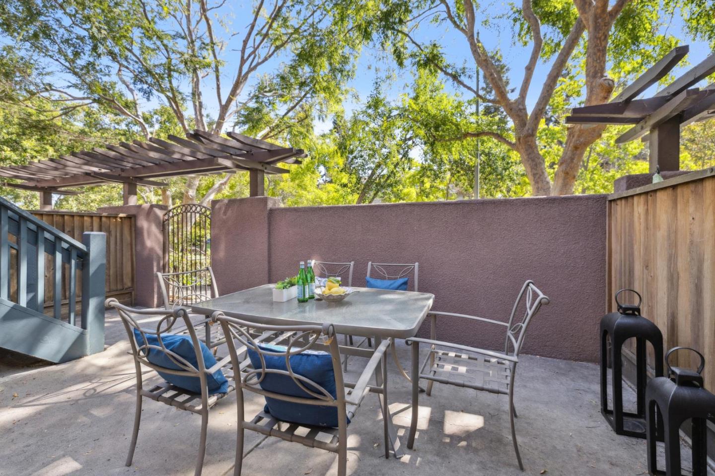 Detail Gallery Image 5 of 32 For 3048 Brunetti Way, San Jose,  CA 95125 - 2 Beds | 2/1 Baths