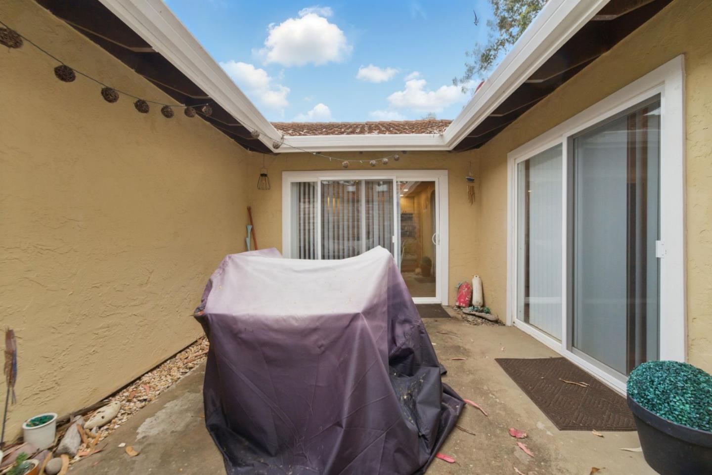 Detail Gallery Image 17 of 34 For 115 Oceanview Dr, Watsonville,  CA 95076 - 3 Beds | 2 Baths