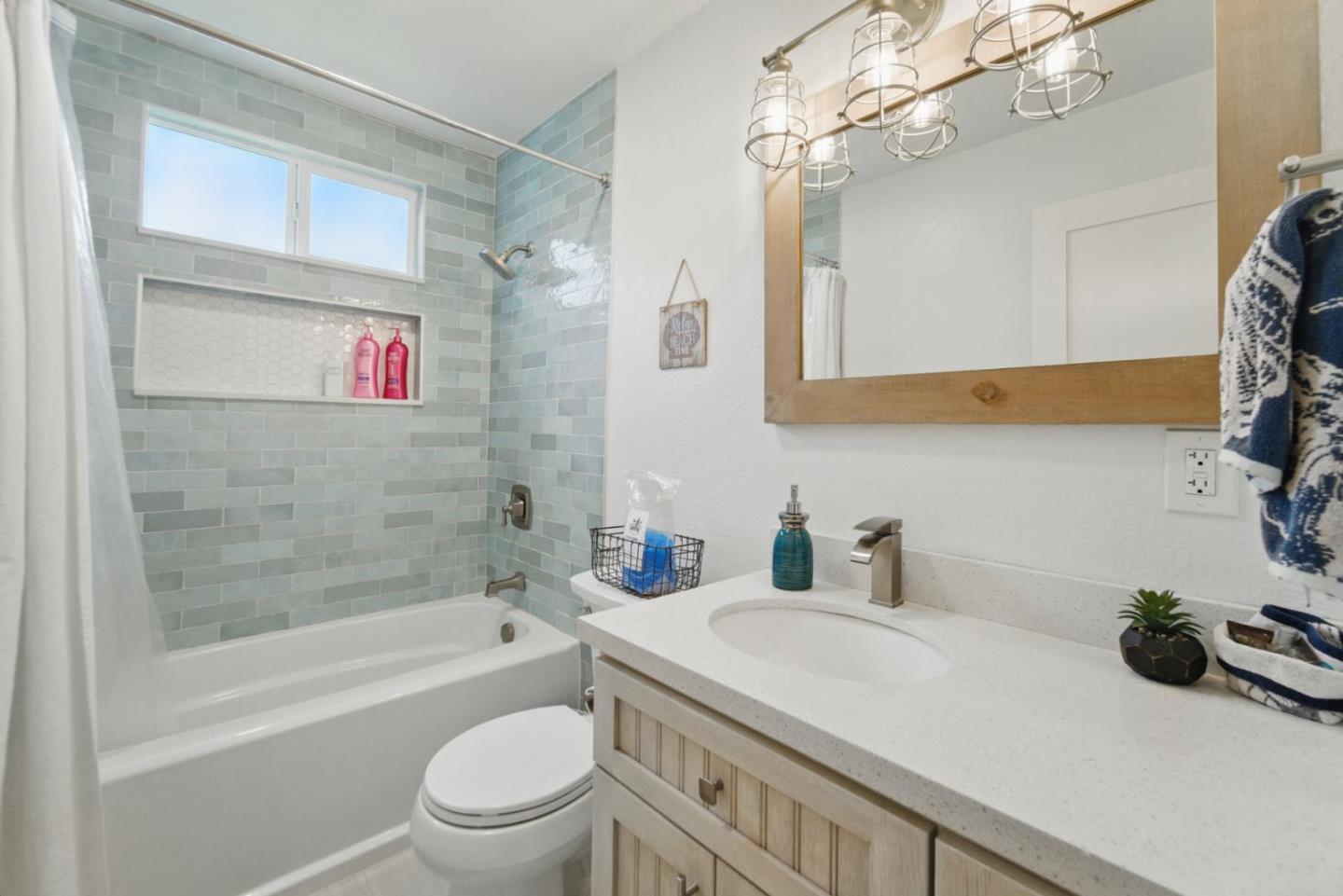 Detail Gallery Image 30 of 34 For 115 Oceanview Dr, Watsonville,  CA 95076 - 3 Beds | 2 Baths