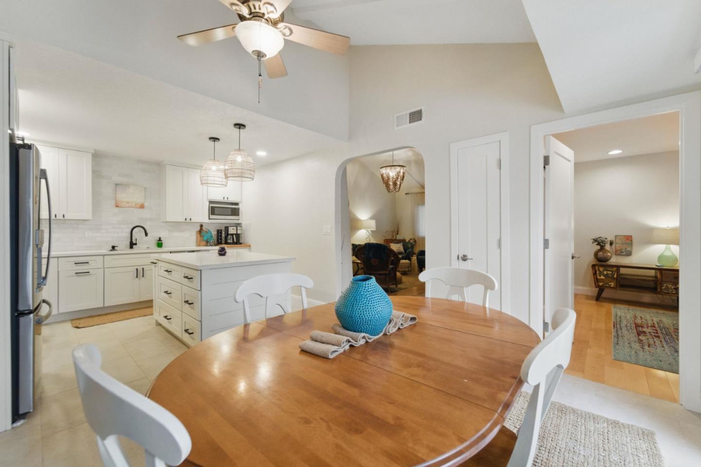Detail Gallery Image 8 of 34 For 115 Oceanview Dr, Watsonville,  CA 95076 - 3 Beds | 2 Baths