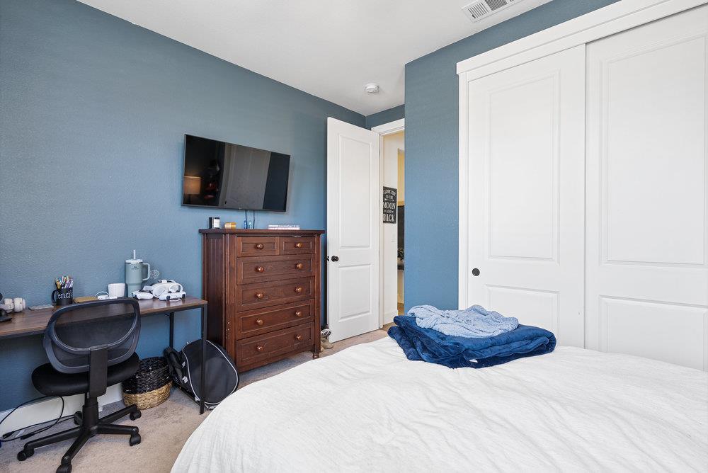 Detail Gallery Image 15 of 61 For 1348 Azalea Dr, Hollister,  CA 95023 - 3 Beds | 2 Baths