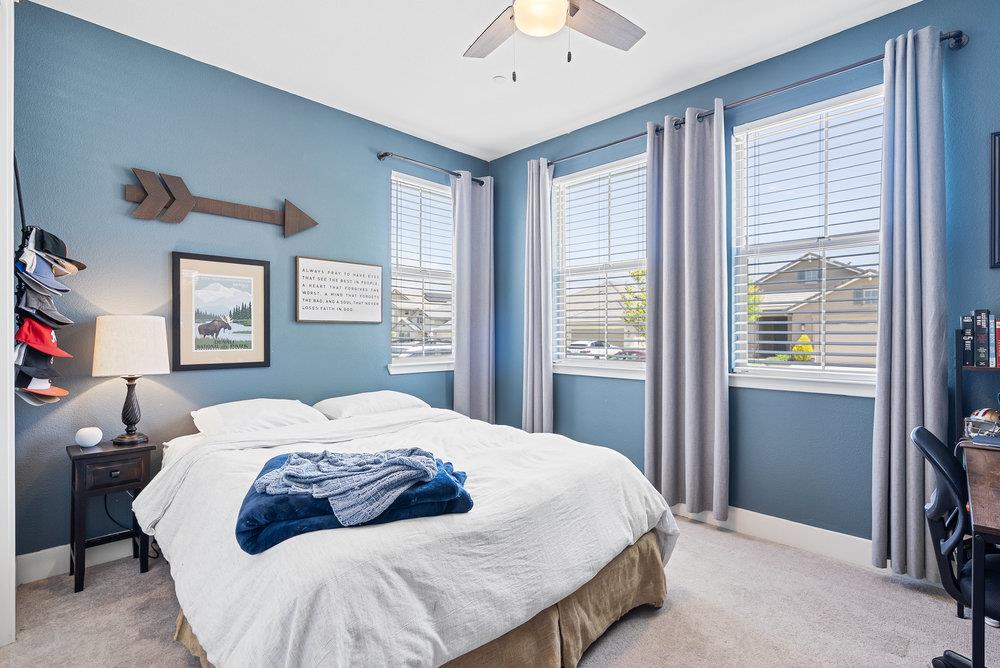 Detail Gallery Image 16 of 61 For 1348 Azalea Dr, Hollister,  CA 95023 - 3 Beds | 2 Baths