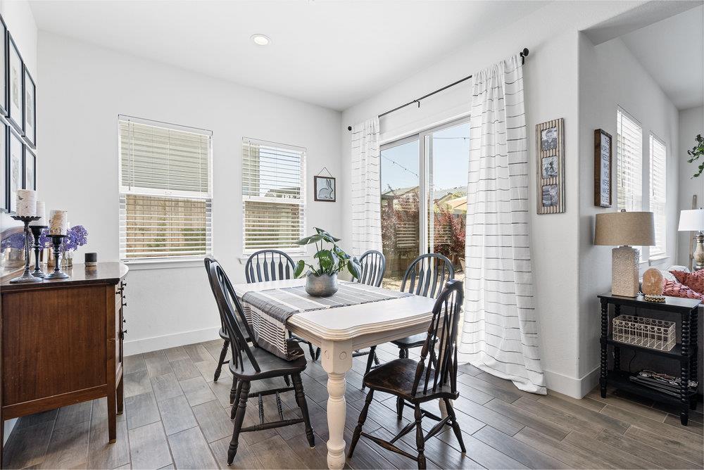 Detail Gallery Image 27 of 61 For 1348 Azalea Dr, Hollister,  CA 95023 - 3 Beds | 2 Baths