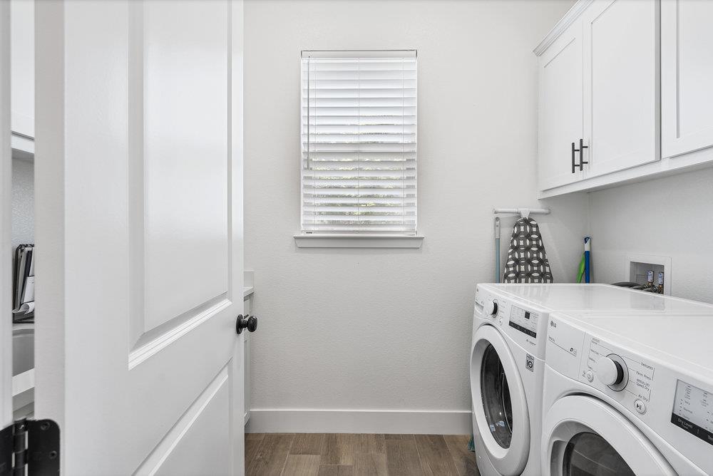 Detail Gallery Image 28 of 61 For 1348 Azalea Dr, Hollister,  CA 95023 - 3 Beds | 2 Baths