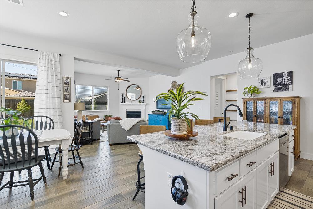 Detail Gallery Image 29 of 61 For 1348 Azalea Dr, Hollister,  CA 95023 - 3 Beds | 2 Baths