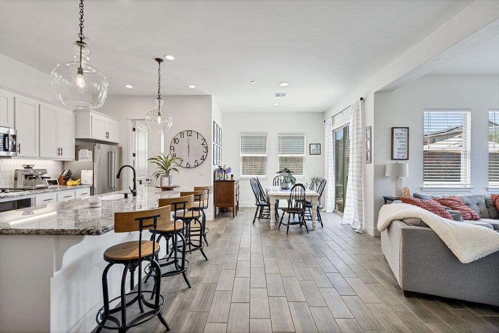 Detail Gallery Image 33 of 61 For 1348 Azalea Dr, Hollister,  CA 95023 - 3 Beds | 2 Baths