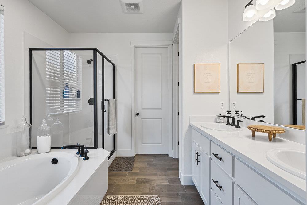 Detail Gallery Image 37 of 61 For 1348 Azalea Dr, Hollister,  CA 95023 - 3 Beds | 2 Baths