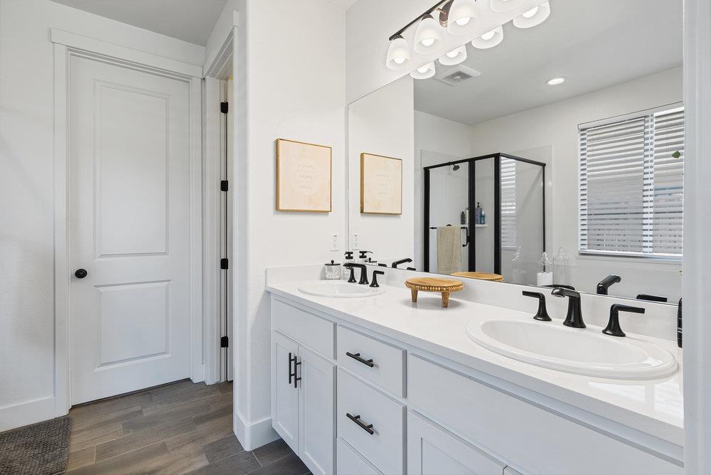 Detail Gallery Image 38 of 61 For 1348 Azalea Dr, Hollister,  CA 95023 - 3 Beds | 2 Baths