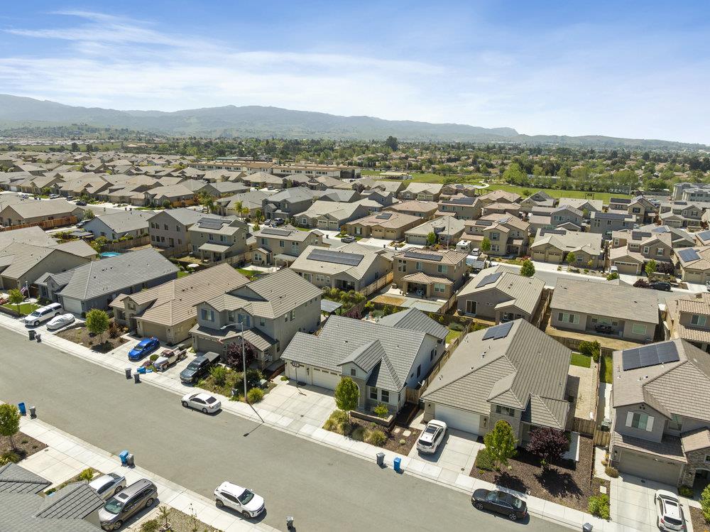 Detail Gallery Image 52 of 61 For 1348 Azalea Dr, Hollister,  CA 95023 - 3 Beds | 2 Baths