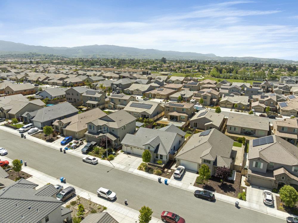 Detail Gallery Image 53 of 61 For 1348 Azalea Dr, Hollister,  CA 95023 - 3 Beds | 2 Baths