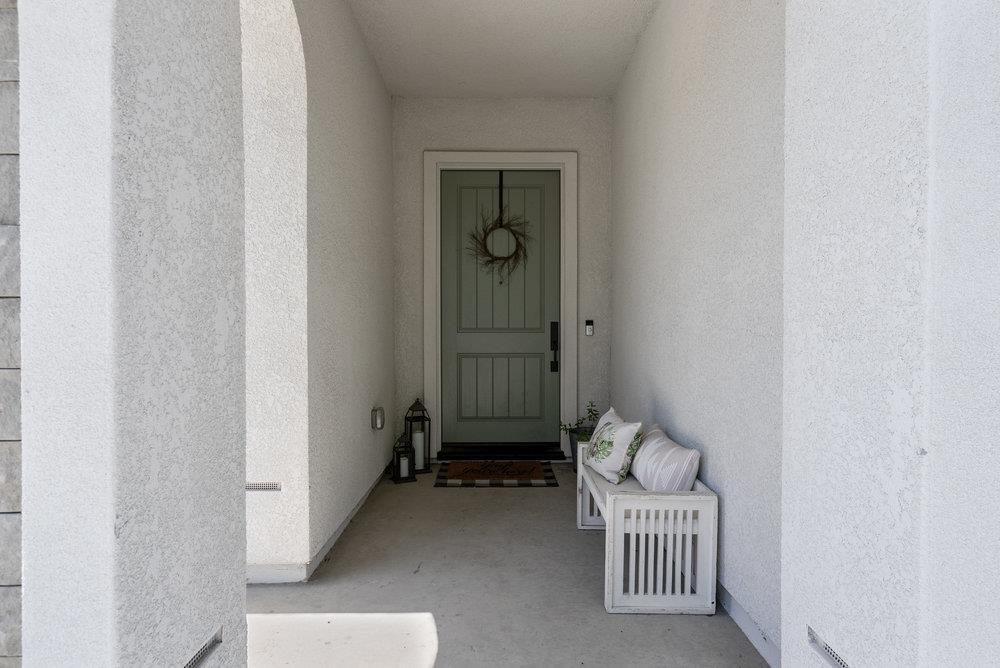 Detail Gallery Image 9 of 61 For 1348 Azalea Dr, Hollister,  CA 95023 - 3 Beds | 2 Baths