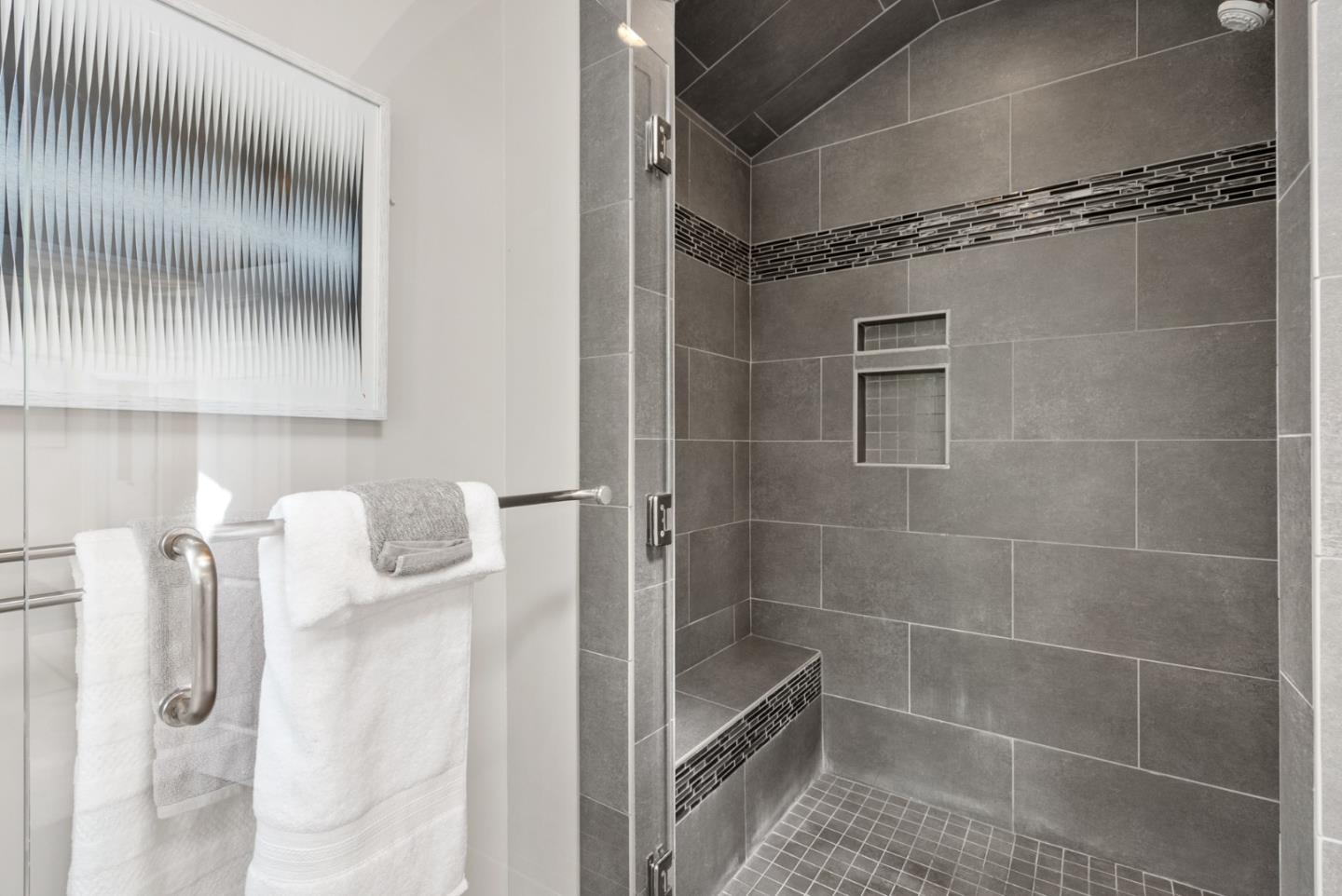 Detail Gallery Image 26 of 46 For 2749 Briarfield Ave, Redwood City,  CA 94061 - 3 Beds | 2 Baths