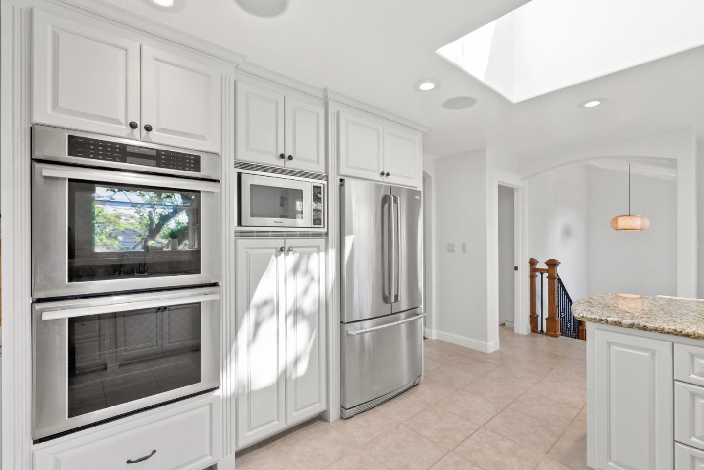 Detail Gallery Image 9 of 46 For 2749 Briarfield Ave, Redwood City,  CA 94061 - 3 Beds | 2 Baths