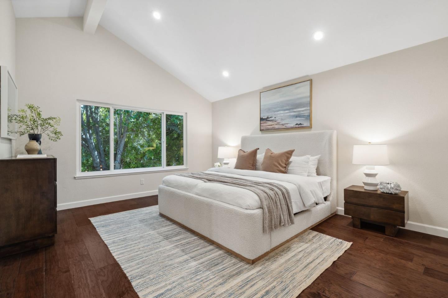 Detail Gallery Image 20 of 42 For 209 Sheffield Ln, Redwood City,  CA 94061 - 4 Beds | 2/1 Baths