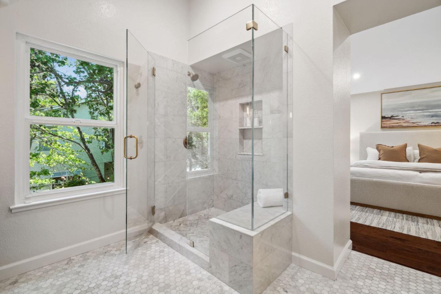 Detail Gallery Image 24 of 42 For 209 Sheffield Ln, Redwood City,  CA 94061 - 4 Beds | 2/1 Baths