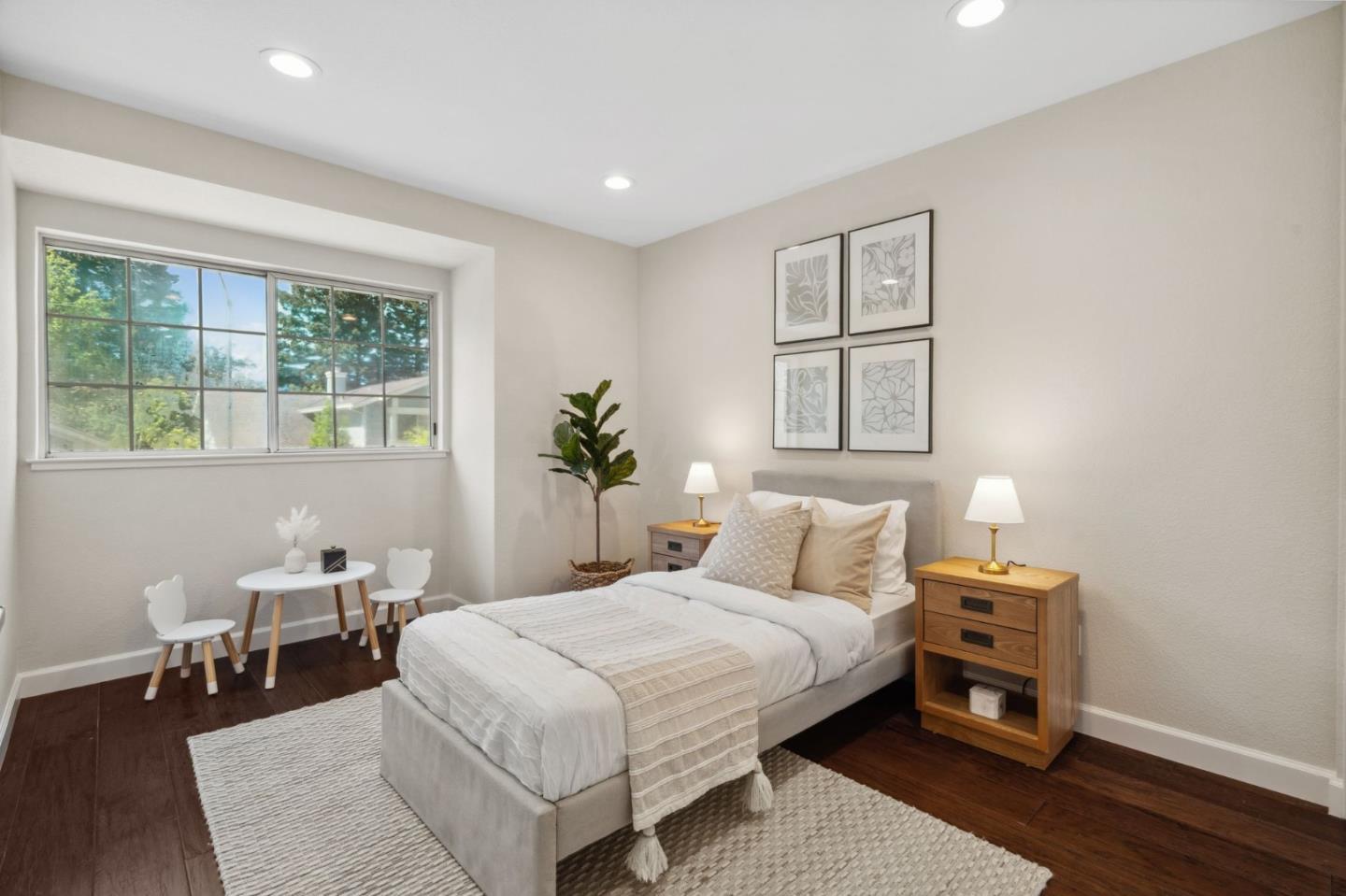 Detail Gallery Image 27 of 42 For 209 Sheffield Ln, Redwood City,  CA 94061 - 4 Beds | 2/1 Baths