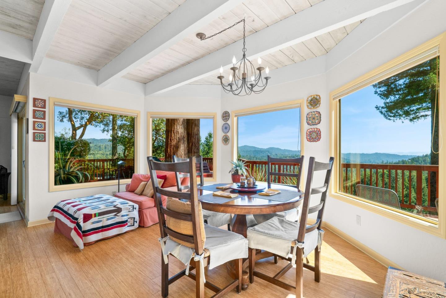 Detail Gallery Image 11 of 43 For 480 Quail Ridge Rd, Scotts Valley,  CA 95066 - 3 Beds | 2/1 Baths
