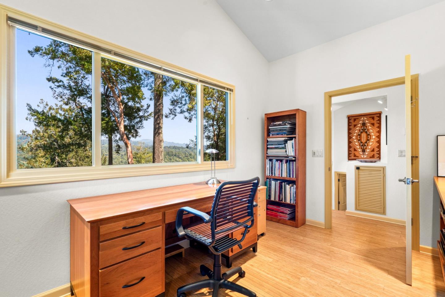 Detail Gallery Image 29 of 43 For 480 Quail Ridge Rd, Scotts Valley,  CA 95066 - 3 Beds | 2/1 Baths